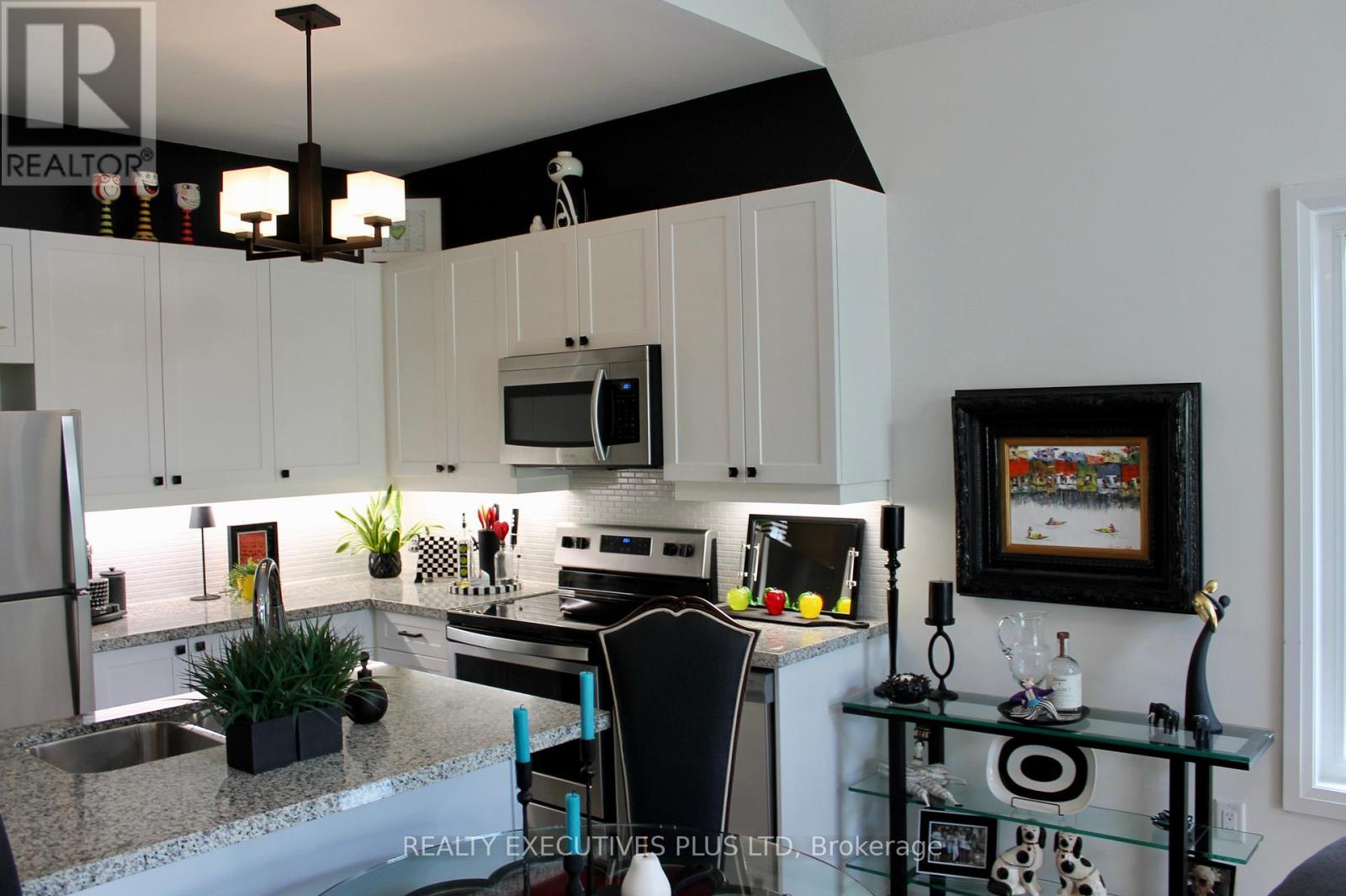 77 Kari Crescent, Collingwood, Ontario  L9Y 0Z7 - Photo 11 - S12491974