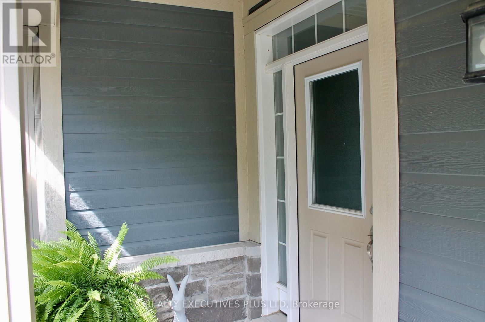 77 Kari Crescent, Collingwood, Ontario  L9Y 0Z7 - Photo 4 - S12491974