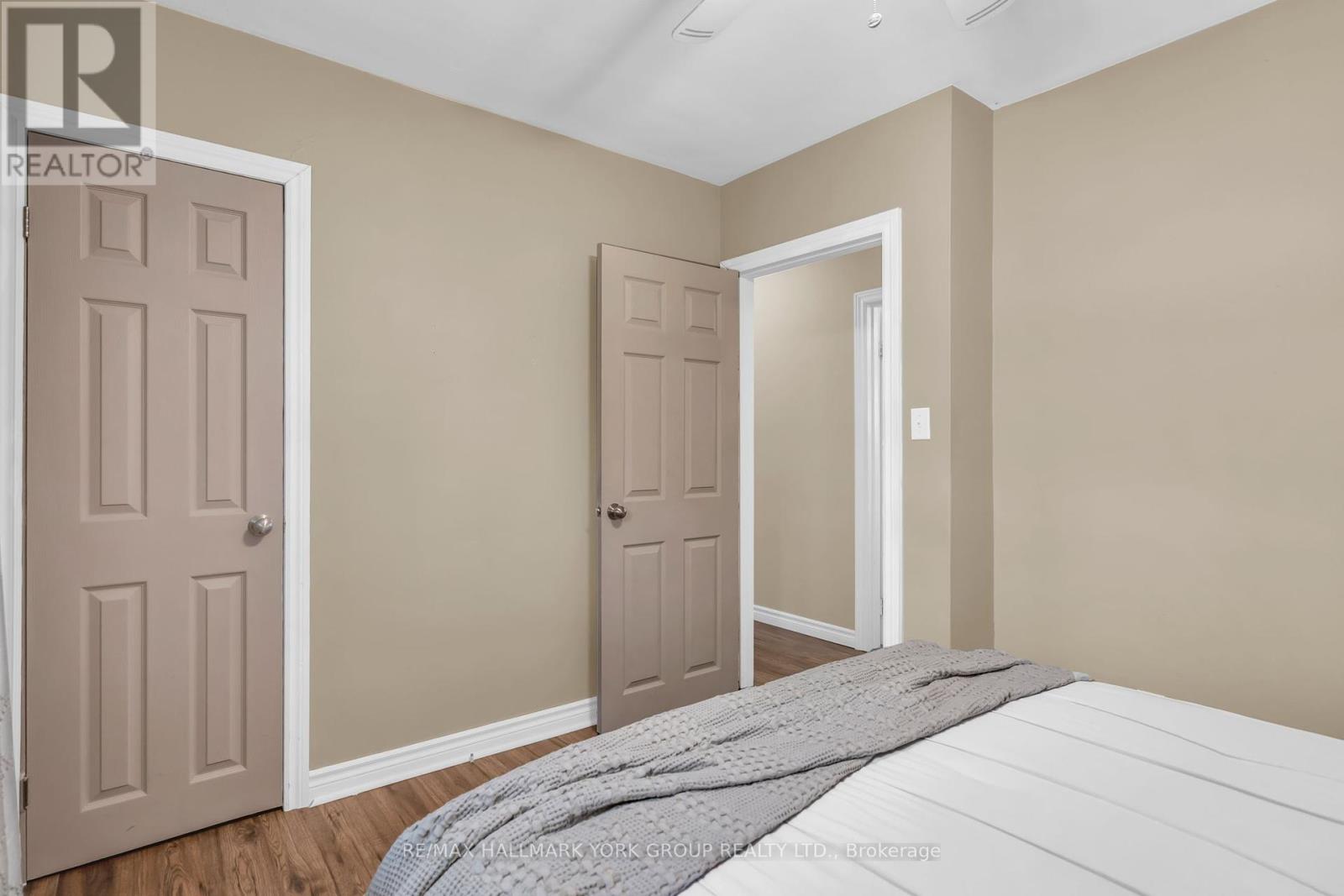 8 Rushton Road, Georgina, Ontario  L0E 1S0 - Photo 19 - N12436570