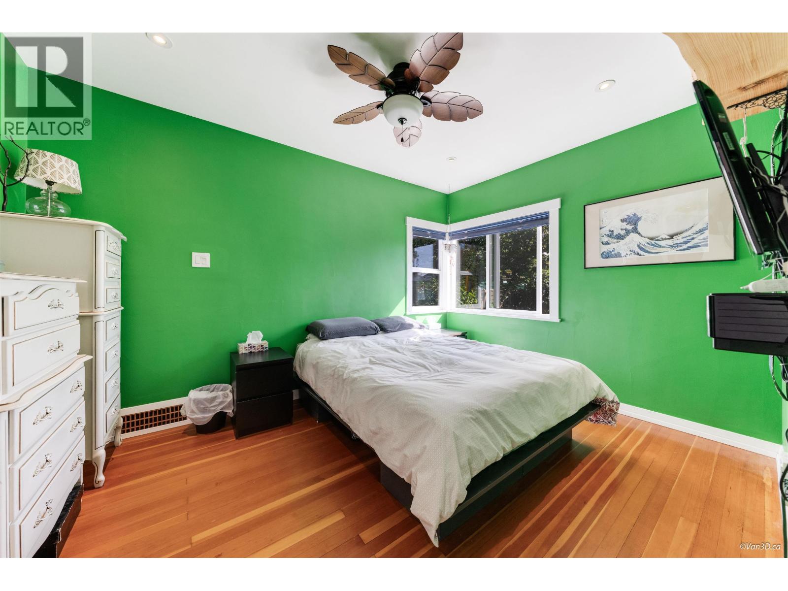 3726 Trinity Street, Burnaby, British Columbia  V5C 1N2 - Photo 13 - R3063294