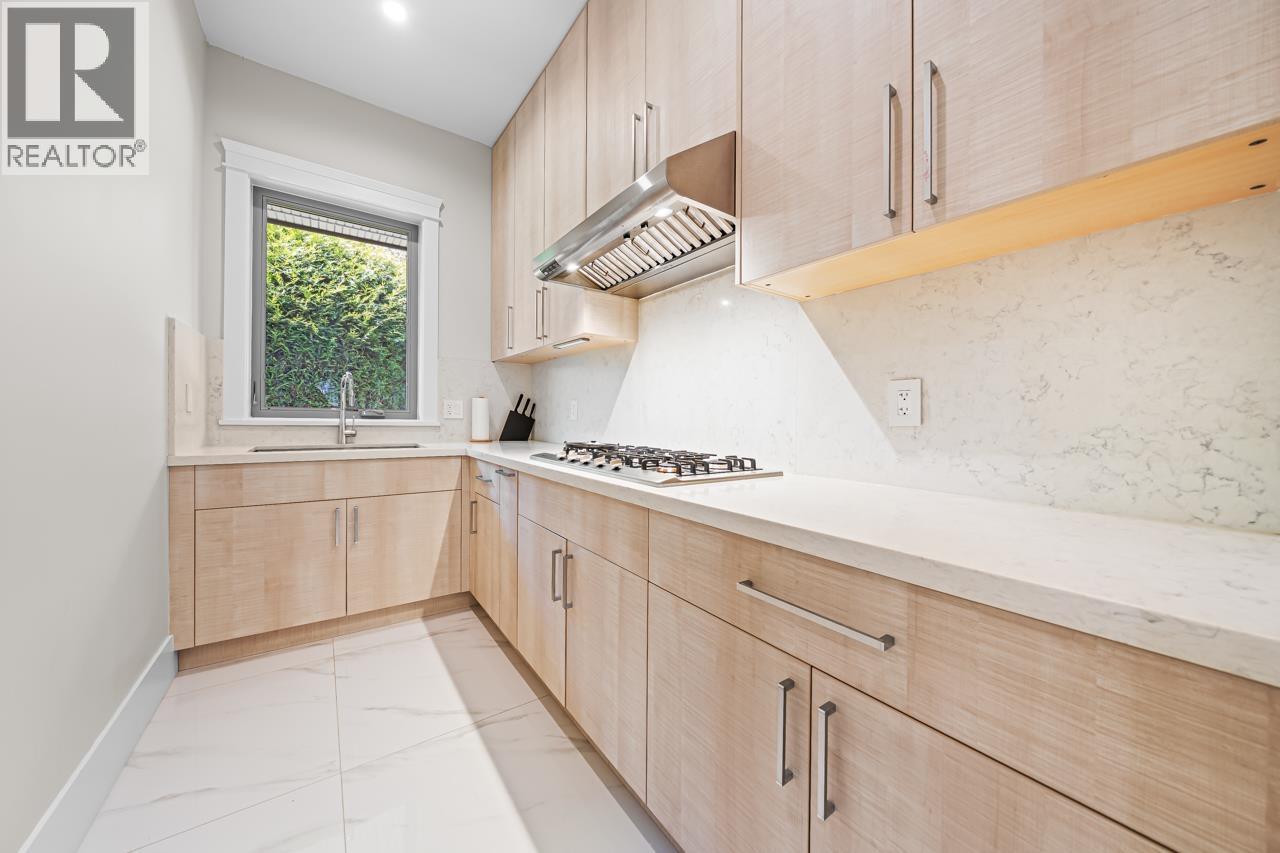 7860 Thormanby Crescent, Richmond, British Columbia  V7C 4G3 - Photo 8 - R3063295