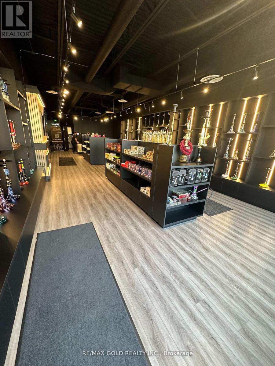 15 - 3450 Platinum Drive, Mississauga, Ontario  L5M 8A5 - Photo 3 - W12471147