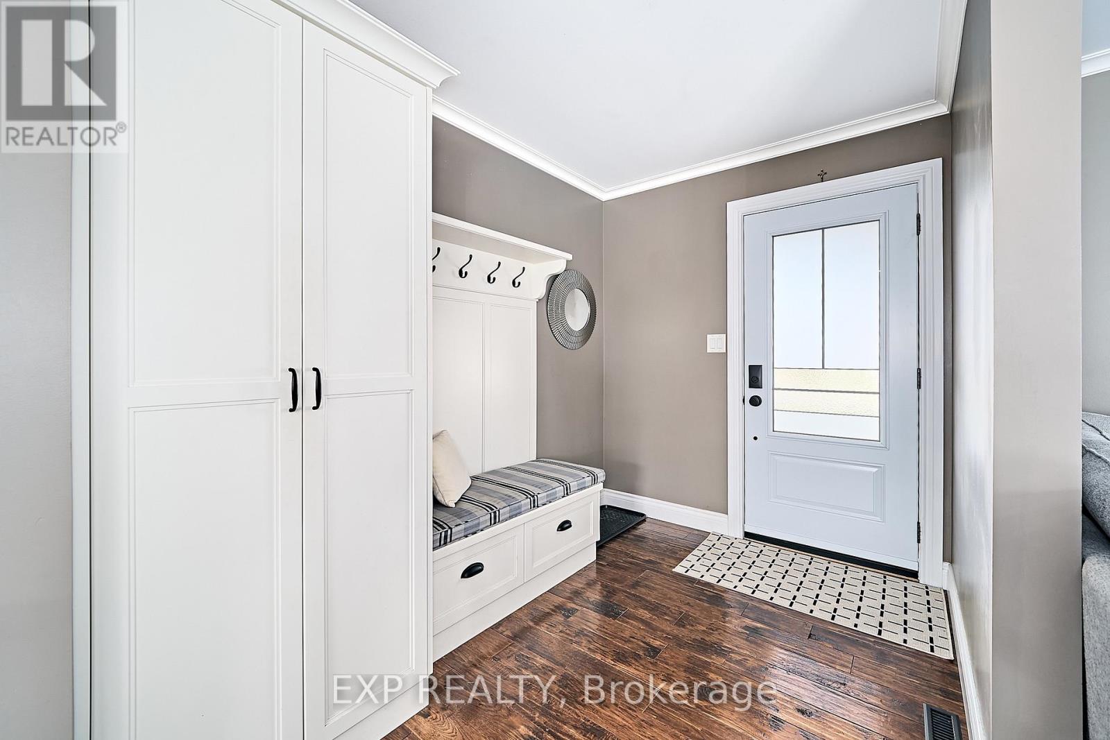 34 Killins Street, West Lincoln (Smithville), Ontario  L0R 2A0 - Photo 10 - X12489710