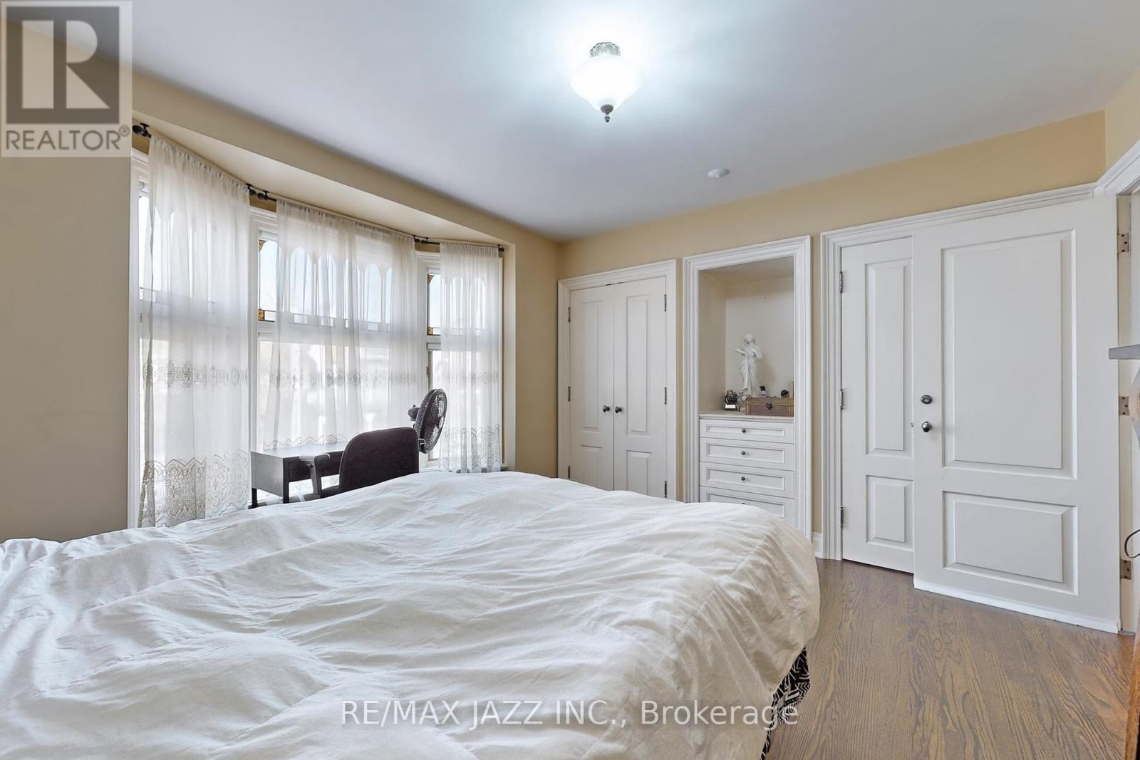 36 Clinton Street, Toronto, Ontario  M6J 2P2 - Photo 12 - C12152327