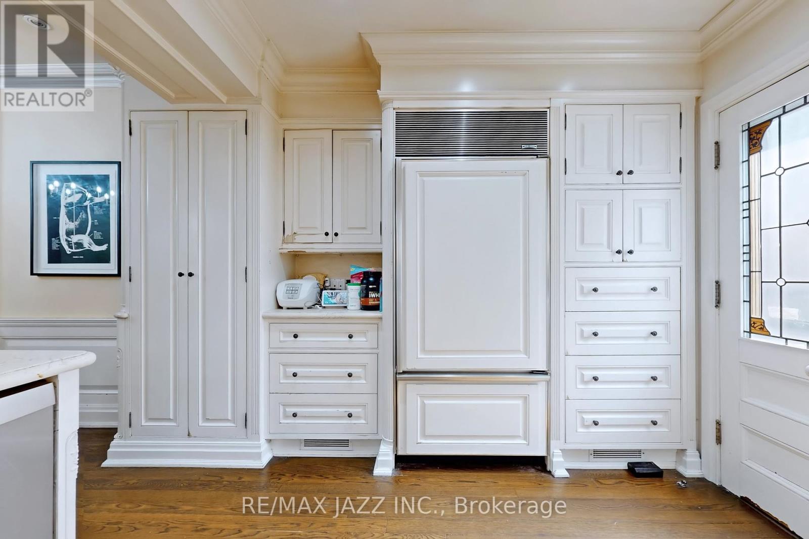 36 Clinton Street, Toronto, Ontario  M6J 2P2 - Photo 6 - C12152327