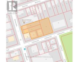 137 SIMCOE STREET N, Oshawa, Ontario