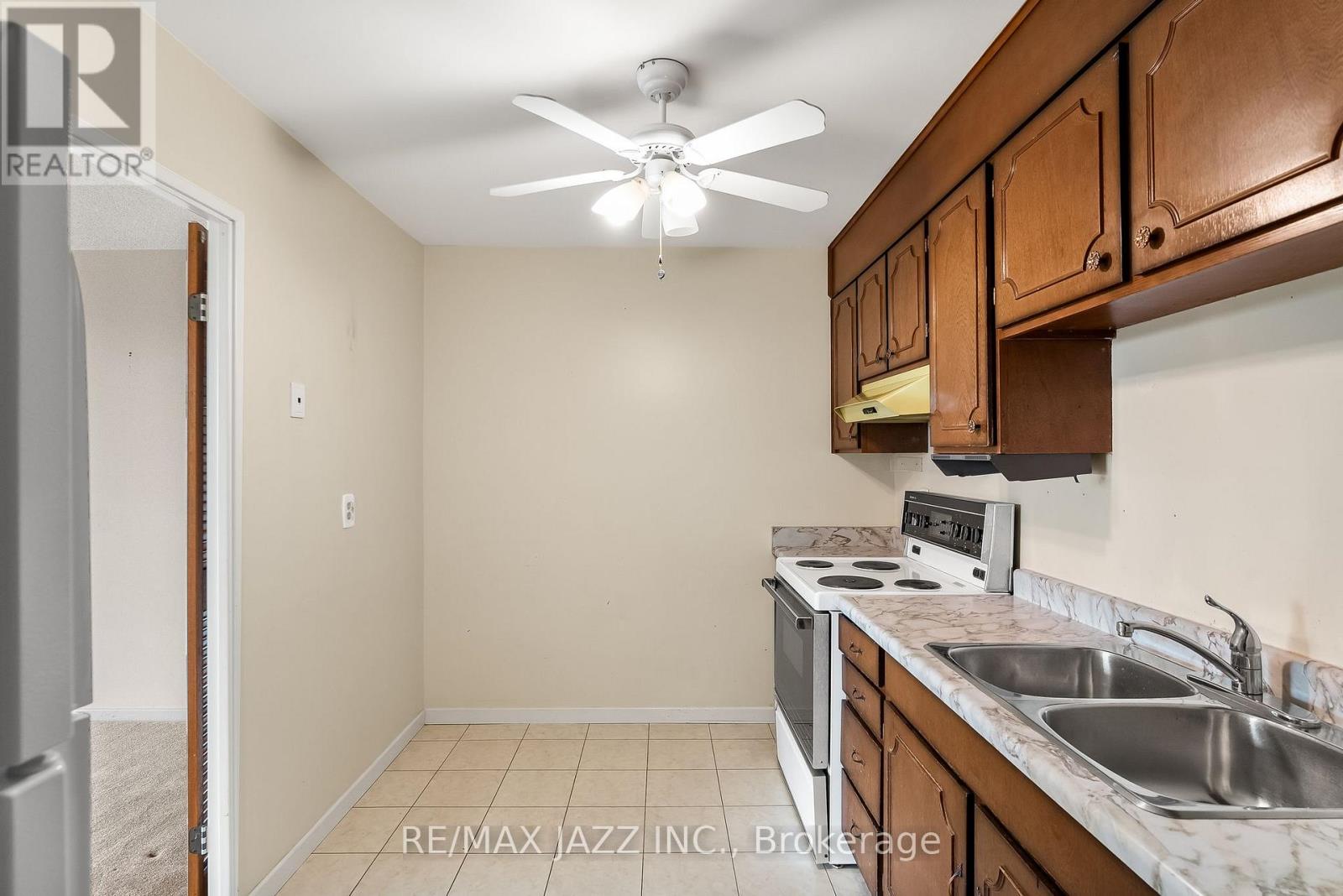 403 - 337 Simcoe Street N, Oshawa, Ontario  L1G 4T2 - Photo 16 - E12169289