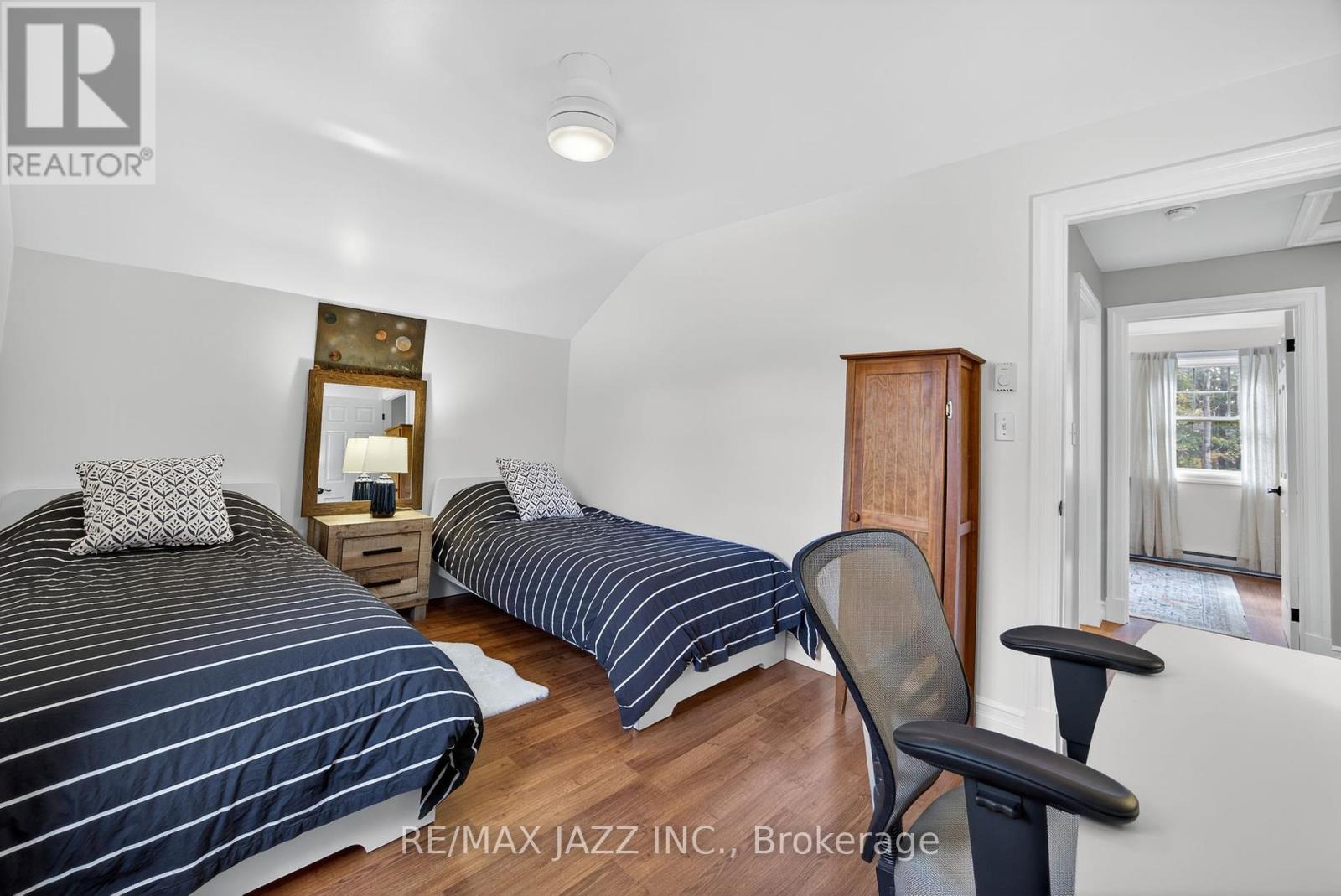 170 Raglan Street, Grey Highlands, Ontario N0C 1E0 - Photo 16 - X12454066