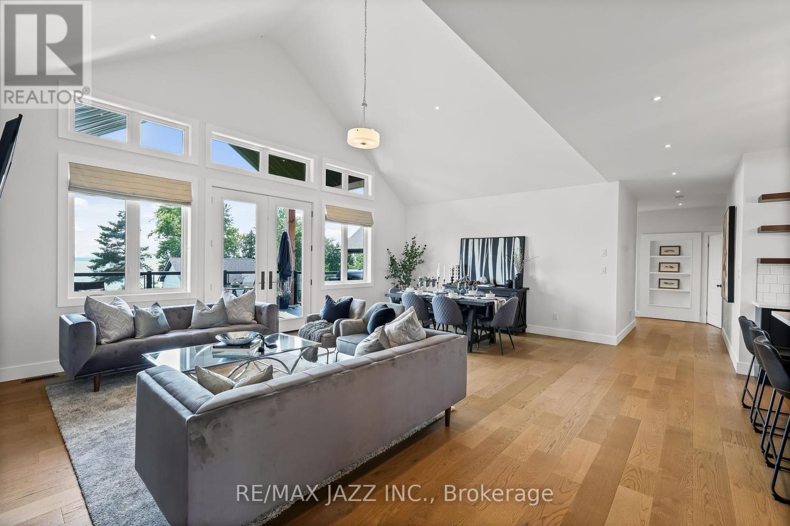 48 Pleasant View Crescent, Kawartha Lakes, Ontario  K0M 2C0 - Photo 12 - X12464979