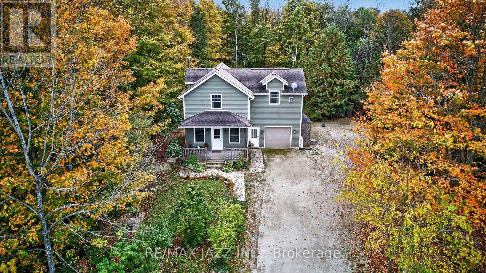 170 Raglan Street, Grey Highlands, Ontario N0C 1E0 - Photo 31 - X12454066
