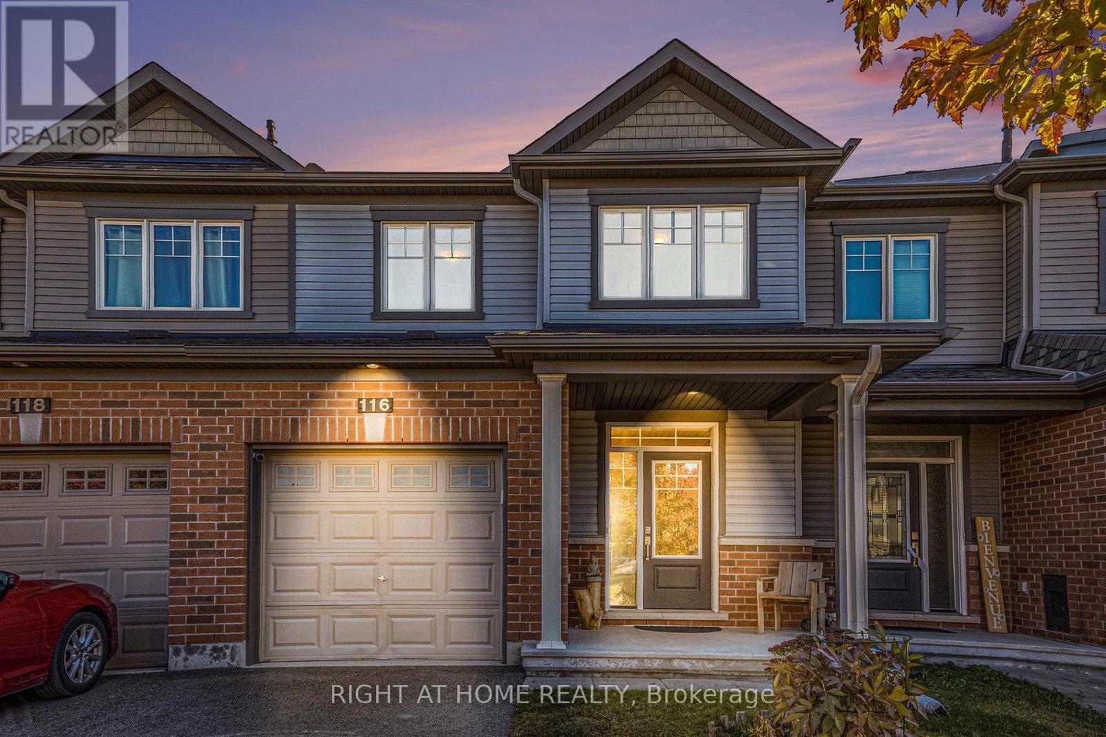 116 YELLOWCRESS WAY, Ottawa, Ontario