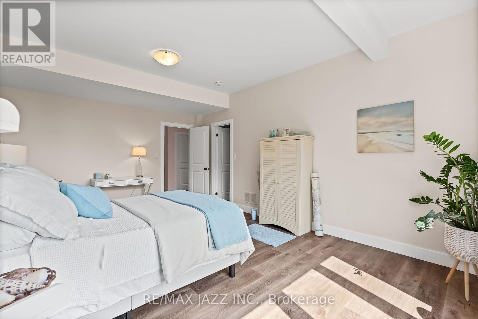 48 Pleasant View Crescent, Kawartha Lakes, Ontario  K0M 2C0 - Photo 33 - X12464979