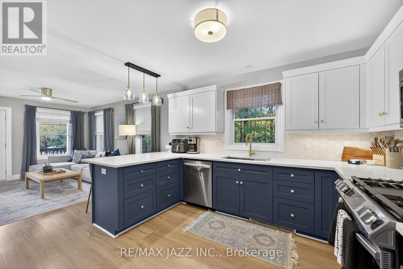 170 Raglan Street, Grey Highlands, Ontario N0C 1E0 - Photo 7 - X12454066