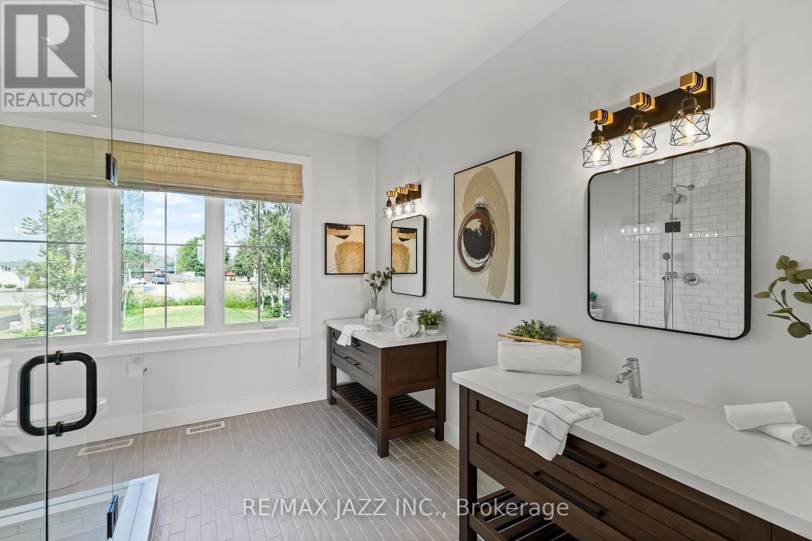 48 Pleasant View Crescent, Kawartha Lakes, Ontario  K0M 2C0 - Photo 17 - X12464979