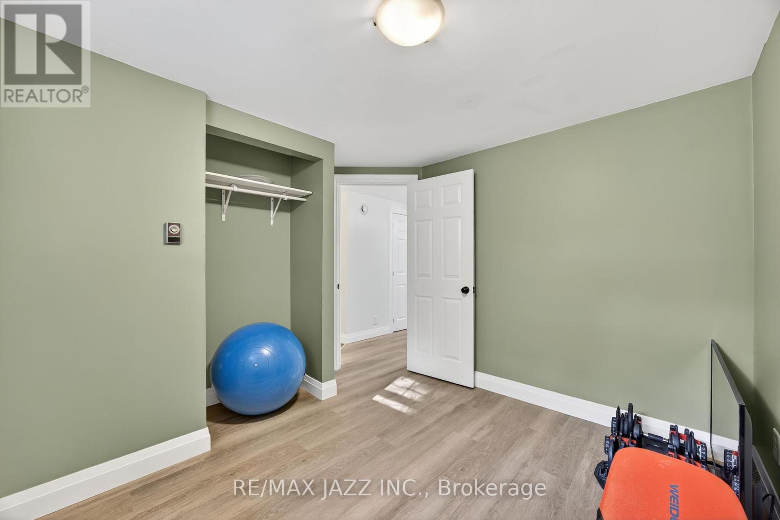 170 Raglan Street, Grey Highlands, Ontario N0C 1E0 - Photo 21 - X12454066