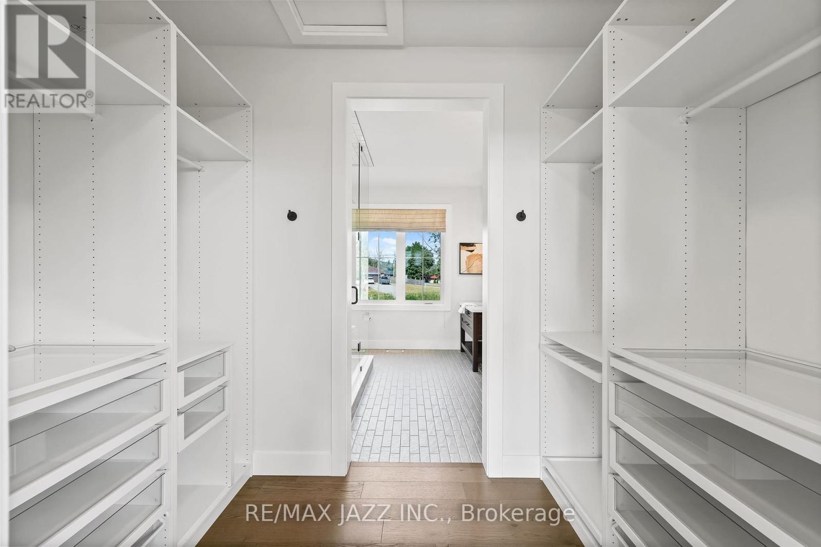 48 Pleasant View Crescent, Kawartha Lakes, Ontario  K0M 2C0 - Photo 16 - X12464979