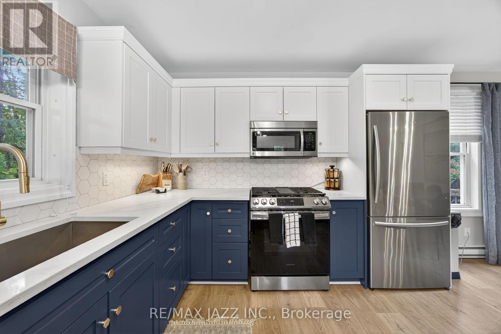 170 Raglan Street, Grey Highlands, Ontario N0C 1E0 - Photo 8 - X12454066