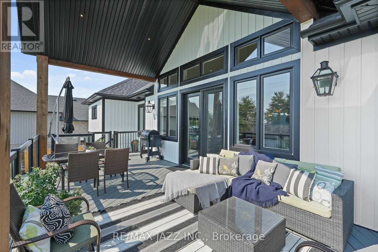 48 Pleasant View Crescent, Kawartha Lakes, Ontario  K0M 2C0 - Photo 40 - X12464979