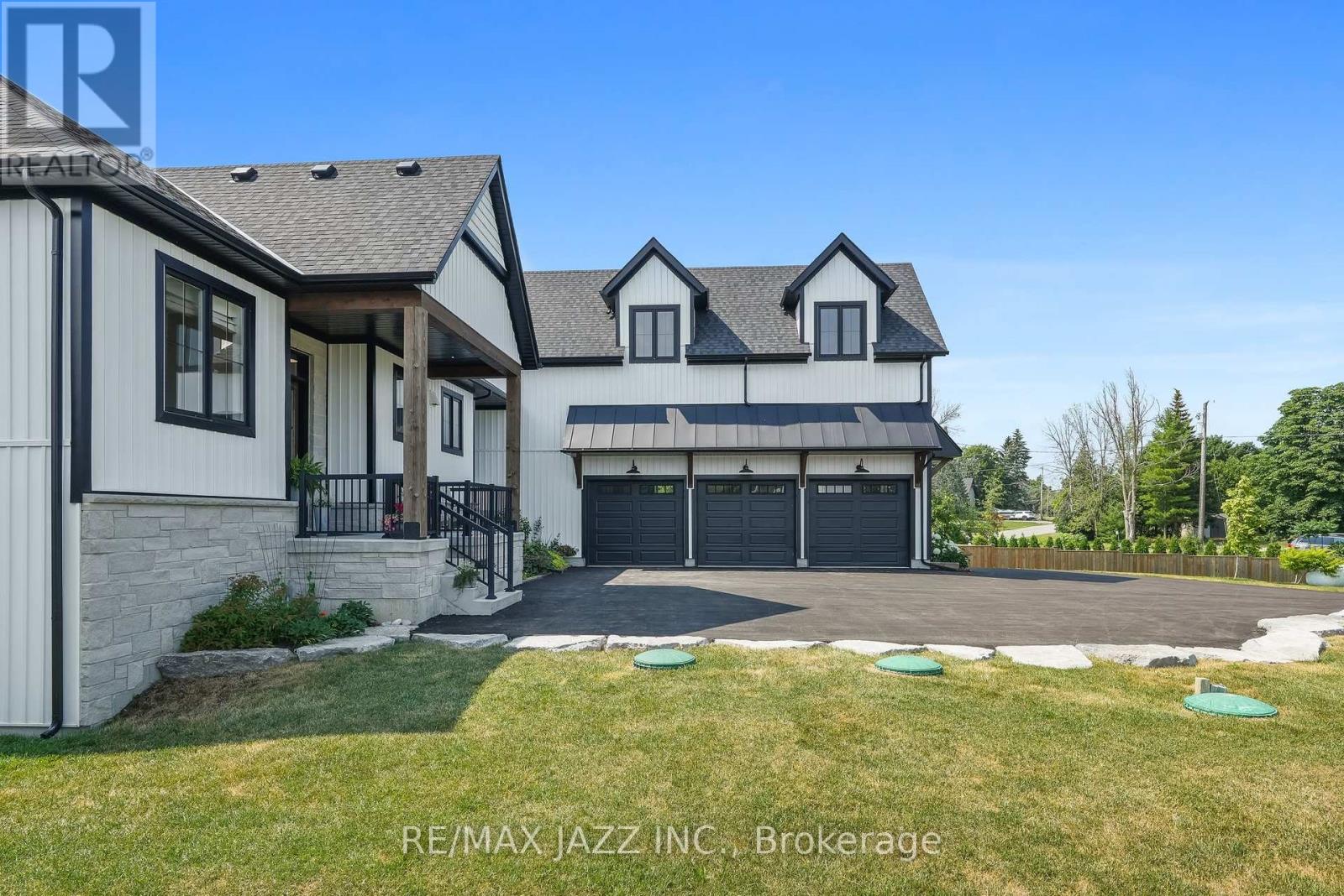 48 Pleasant View Crescent, Kawartha Lakes, Ontario  K0M 2C0 - Photo 2 - X12464979