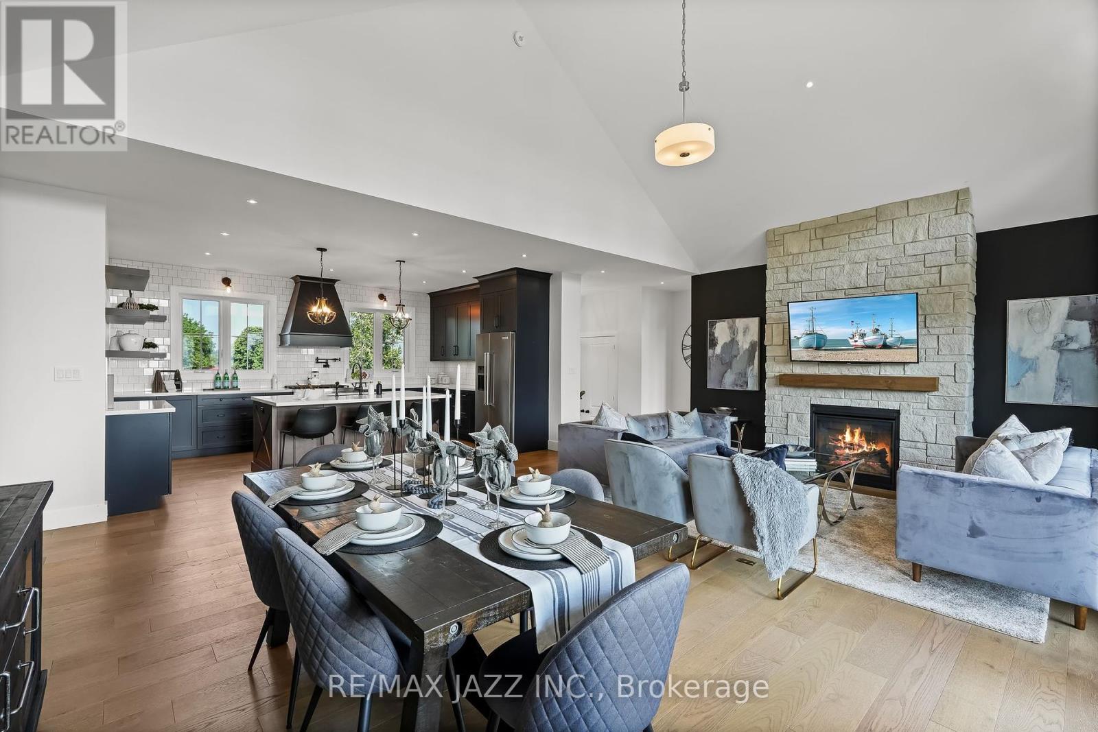 48 Pleasant View Crescent, Kawartha Lakes, Ontario  K0M 2C0 - Photo 9 - X12464979