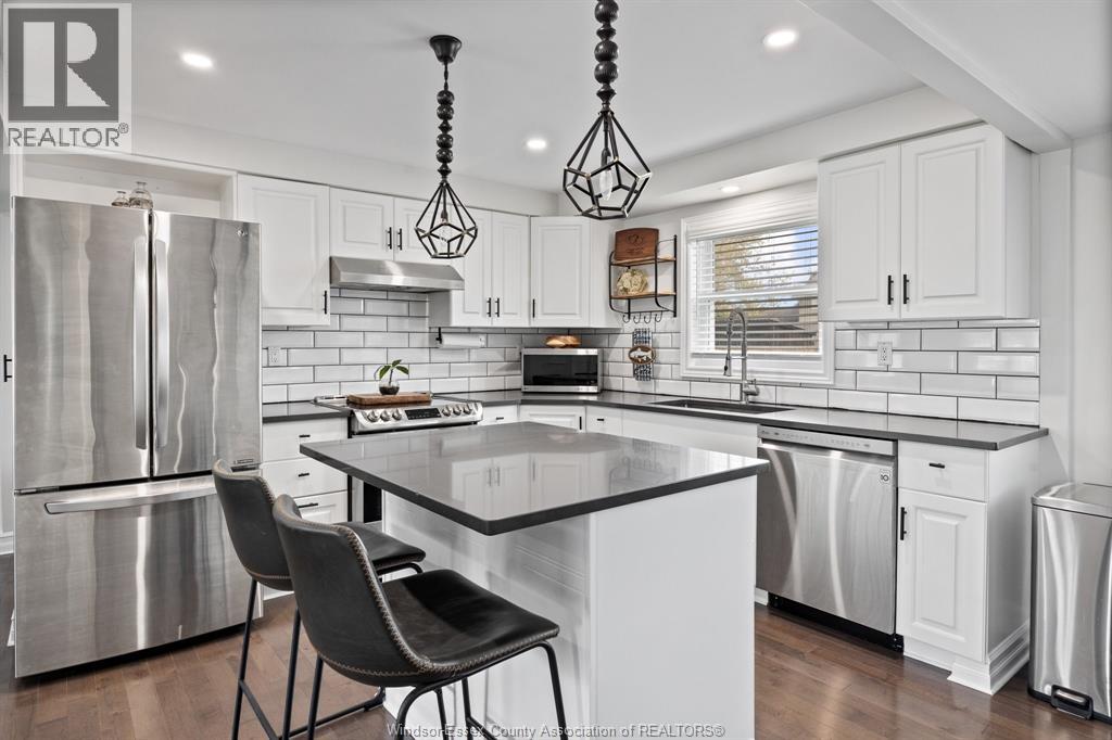 210 Pierre Avenue, Lakeshore, Ontario  N0R 1C0 - Photo 3 - 25027598