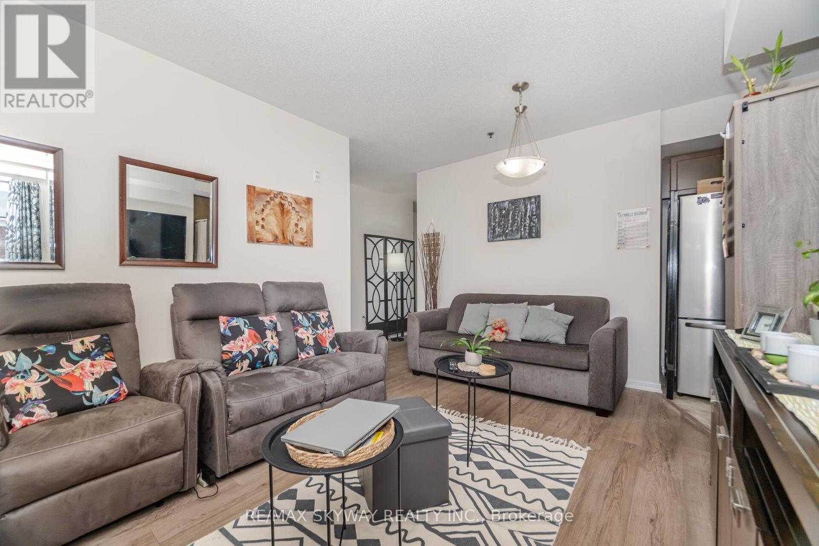 303 - 60 Baycliffe Crescent, Brampton, Ontario  L7A 0Z4 - Photo 10 - W12491650