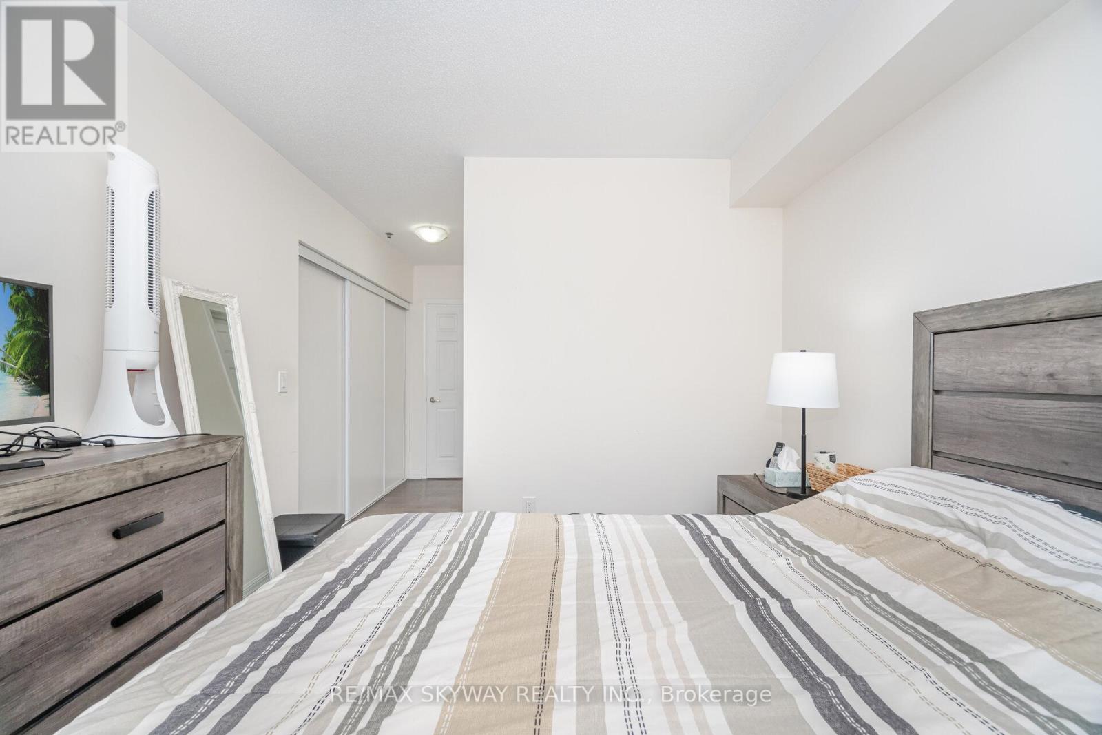 303 - 60 Baycliffe Crescent, Brampton, Ontario  L7A 0Z4 - Photo 20 - W12491650