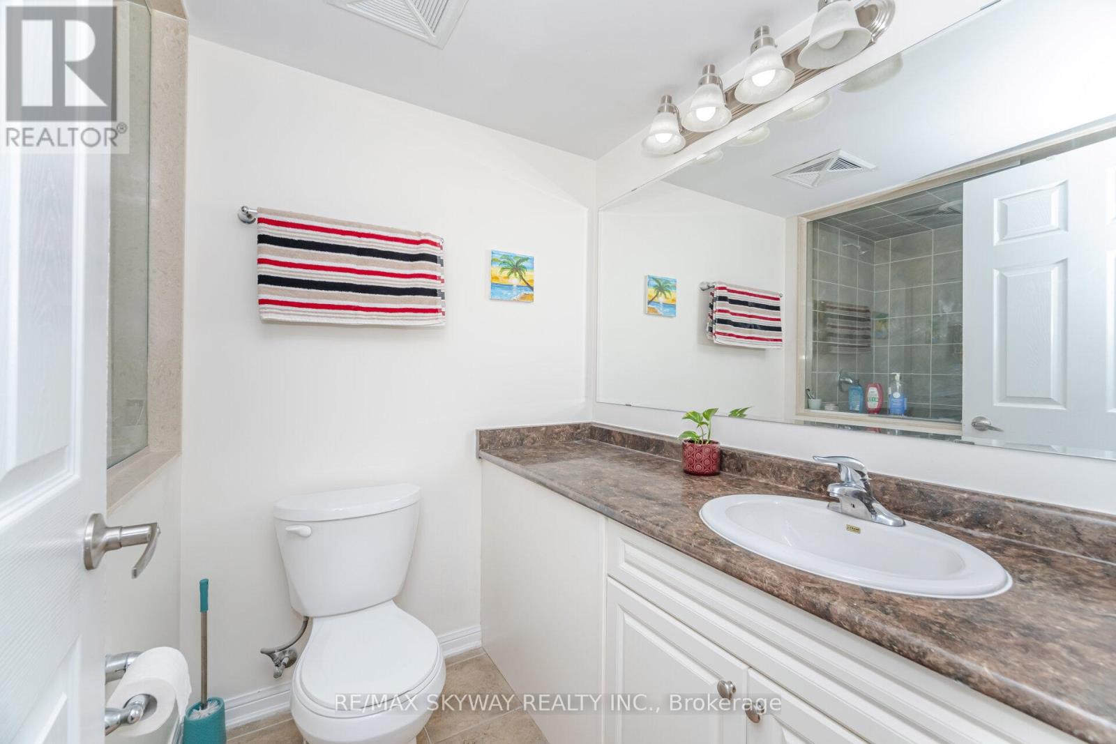 303 - 60 Baycliffe Crescent, Brampton, Ontario  L7A 0Z4 - Photo 22 - W12491650