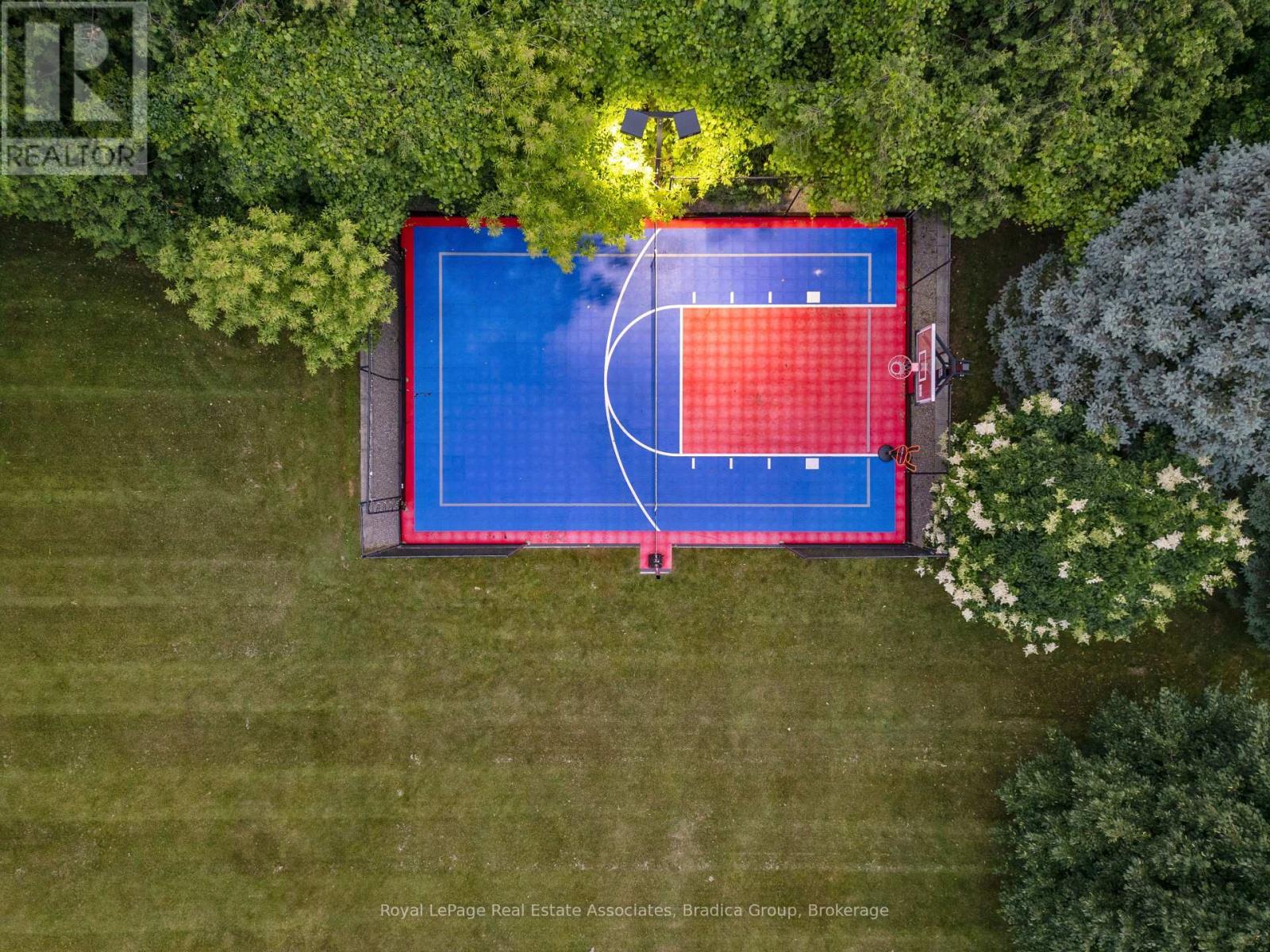 19 Lorraine Gardens, Toronto, Ontario  M9B 4Z5 - Photo 44 - W12491680