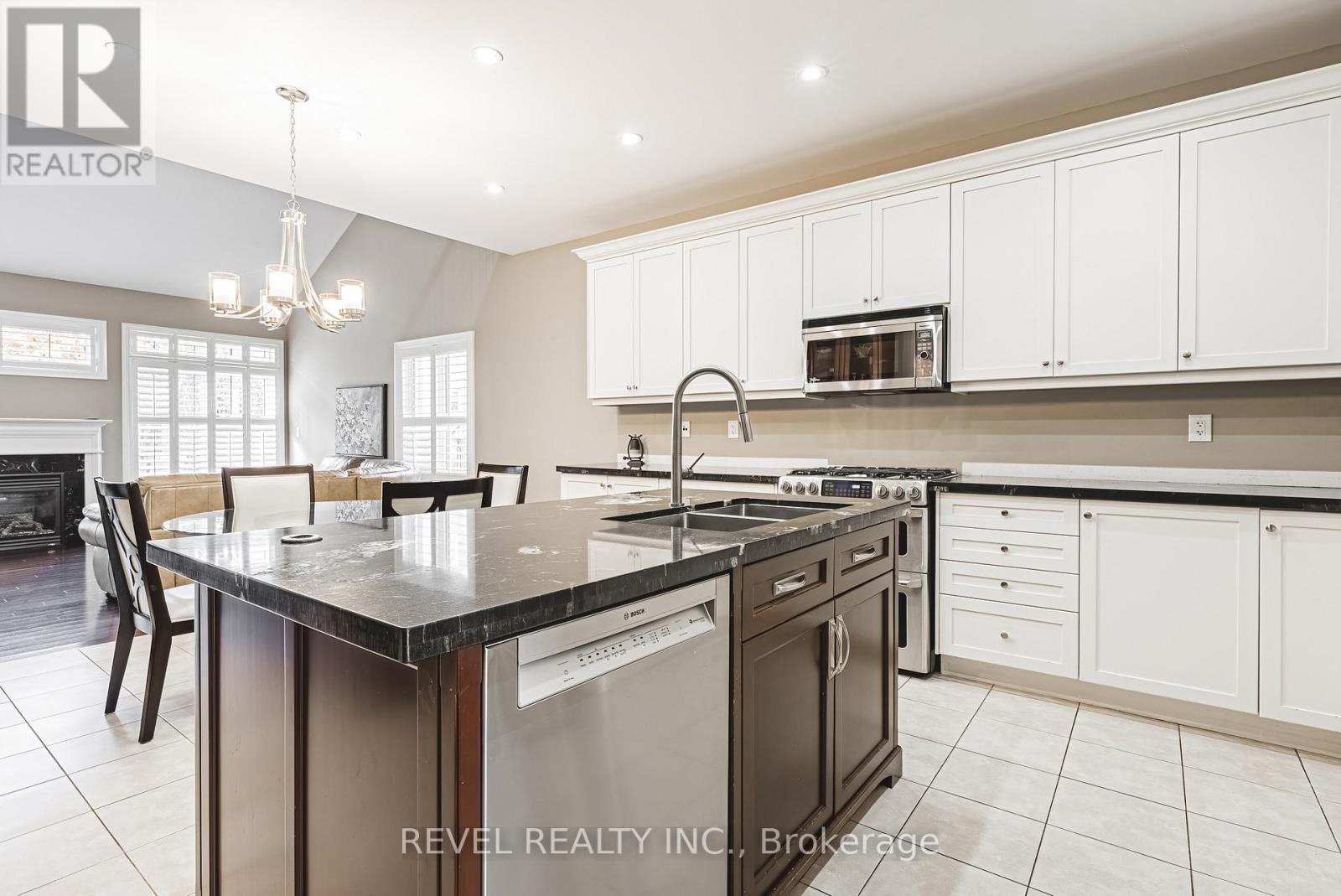 664 Serafini Crescent, Milton, Ontario  L9T 7P3 - Photo 14 - W12491686