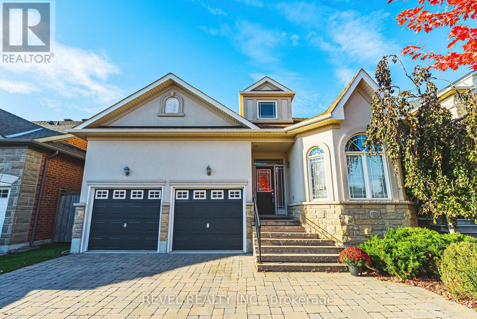 664 Serafini Crescent, Milton, Ontario  L9T 7P3 - Photo 2 - W12491686