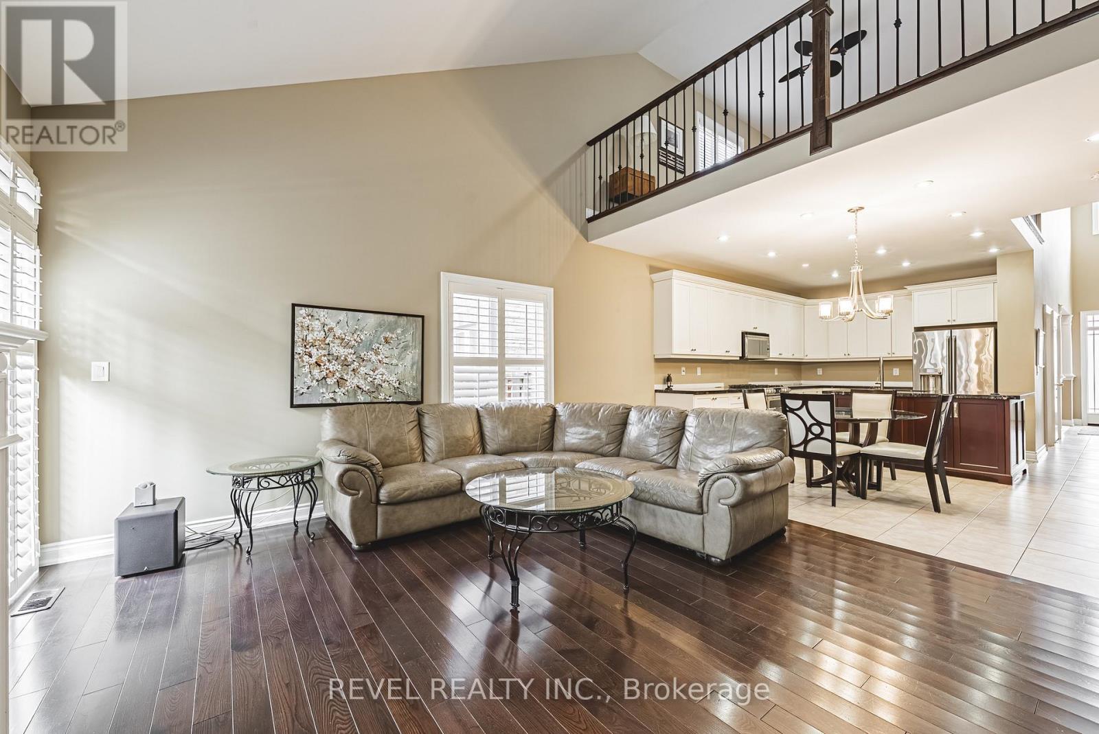 664 Serafini Crescent, Milton, Ontario  L9T 7P3 - Photo 6 - W12491686