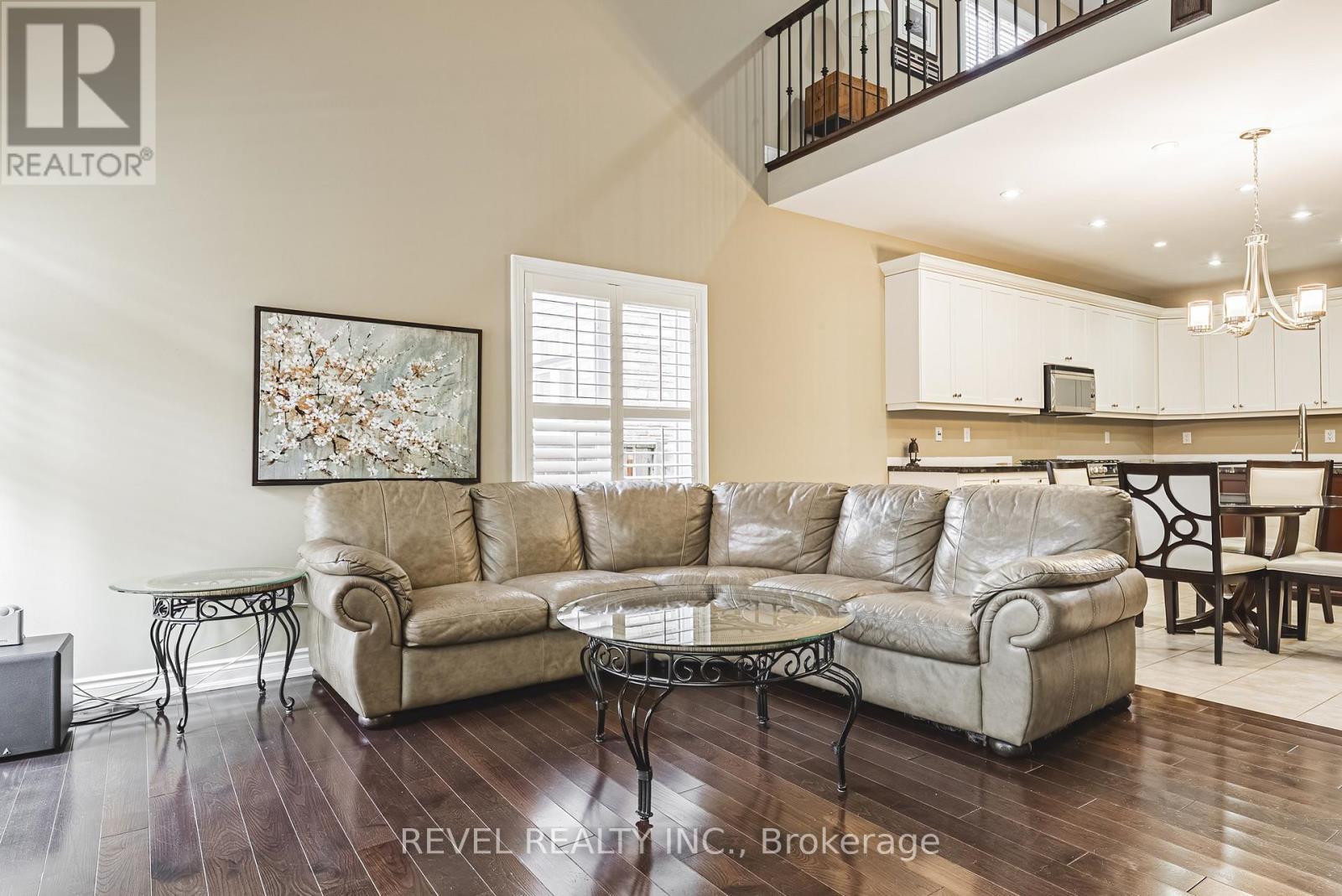 664 Serafini Crescent, Milton, Ontario  L9T 7P3 - Photo 7 - W12491686