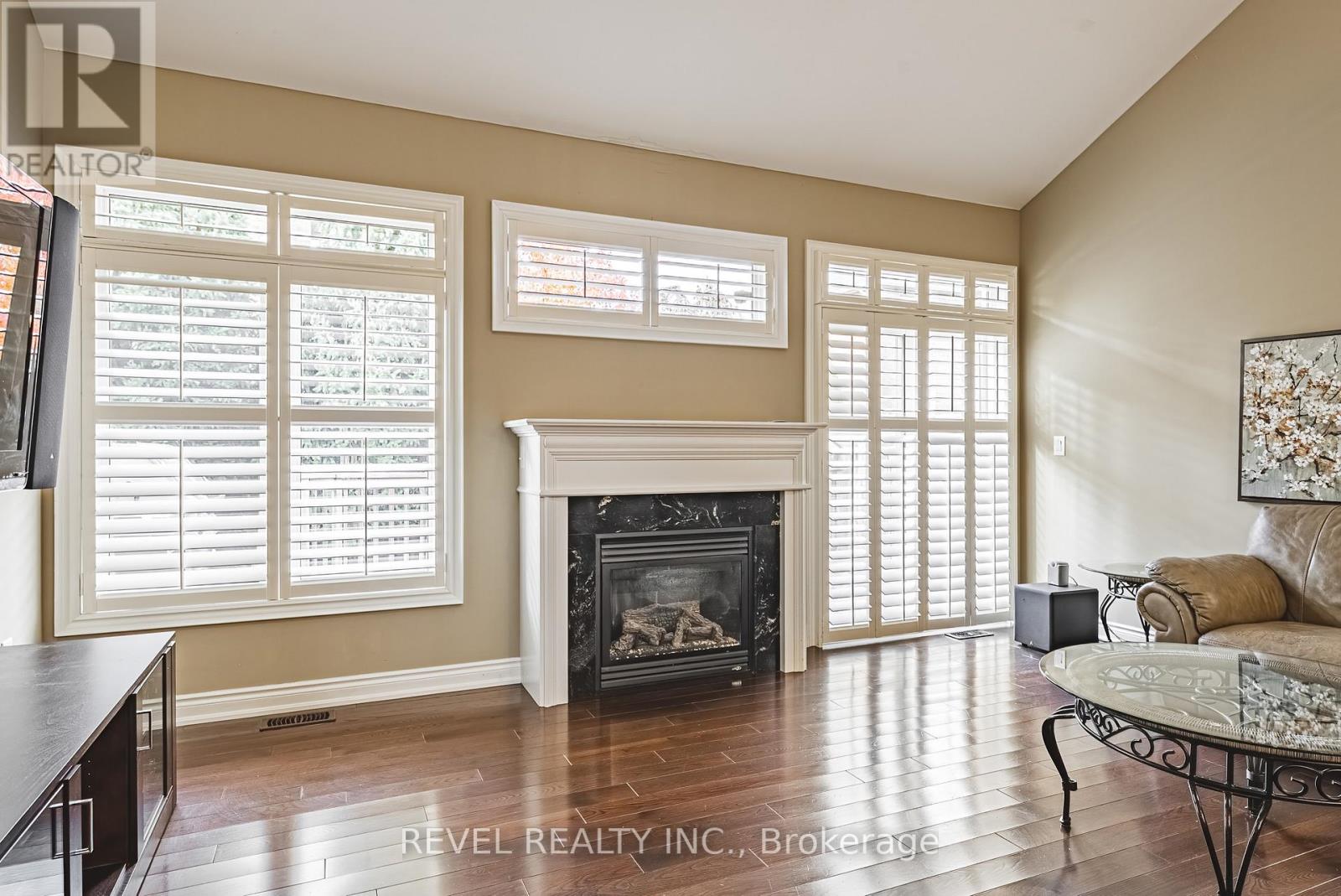 664 Serafini Crescent, Milton, Ontario  L9T 7P3 - Photo 8 - W12491686