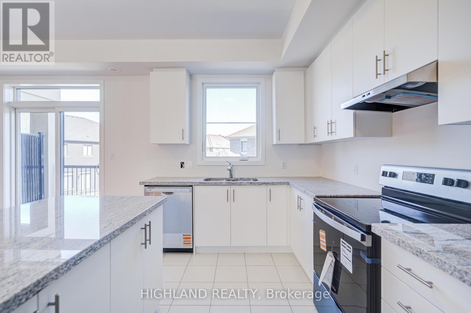 1118 Wheat Boom Drive, Oakville, Ontario  L6H 7W4 - Photo 23 - W12491692