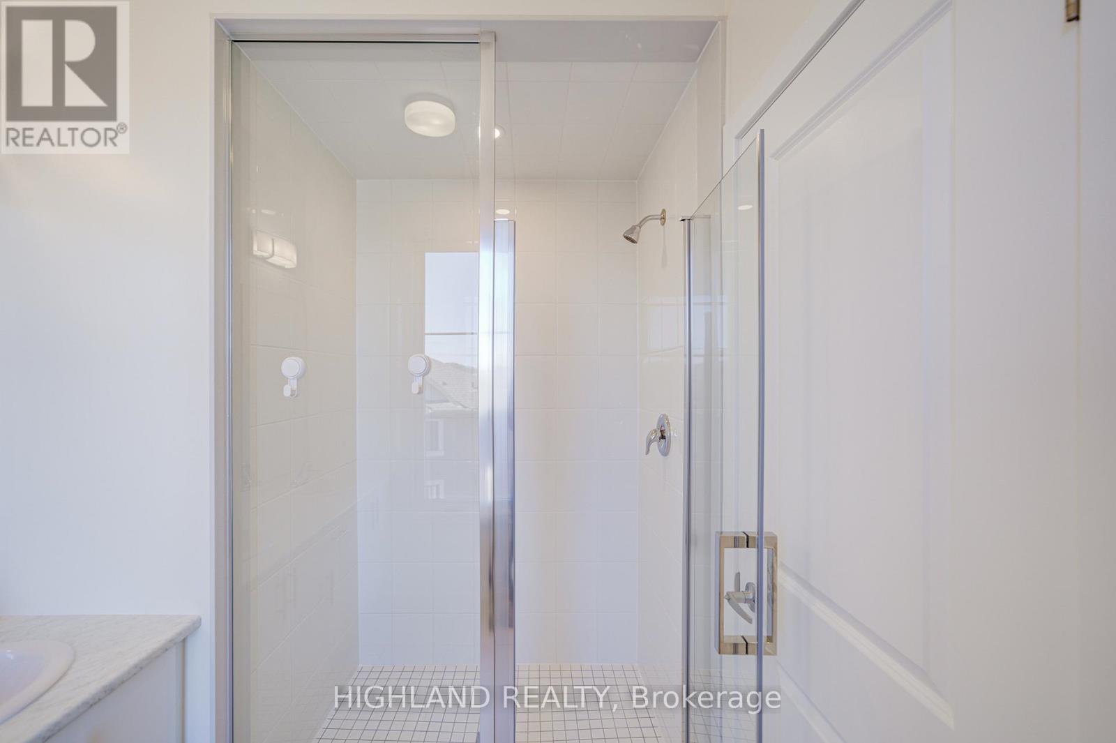 1118 Wheat Boom Drive, Oakville, Ontario  L6H 7W4 - Photo 33 - W12491692