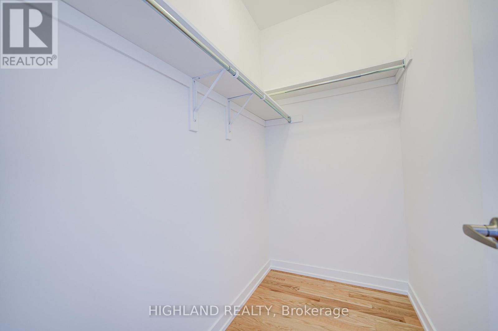 1118 Wheat Boom Drive, Oakville, Ontario  L6H 7W4 - Photo 36 - W12491692