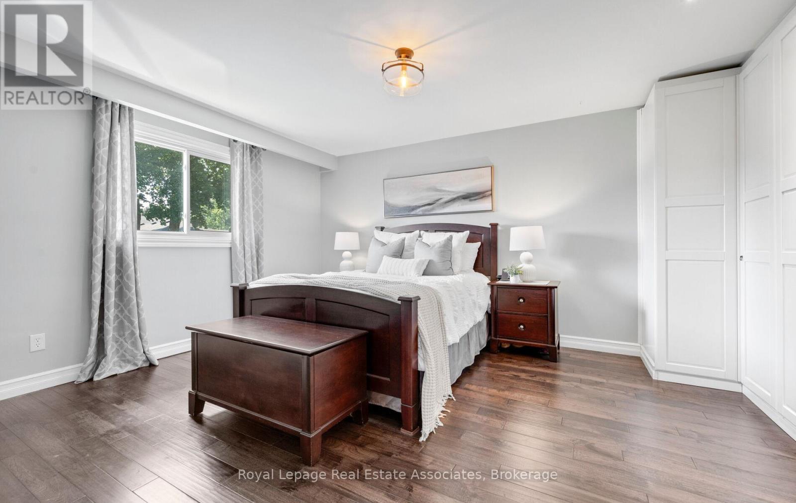 296 Chantenay Drive, Mississauga, Ontario  L5A 1E7 - Photo 22 - W12491702