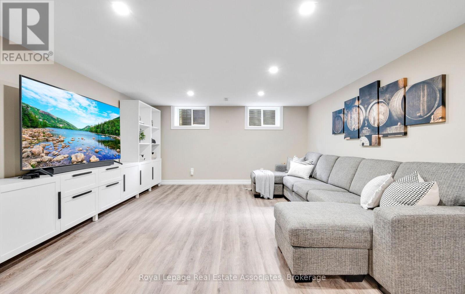 296 Chantenay Drive, Mississauga, Ontario  L5A 1E7 - Photo 33 - W12491702