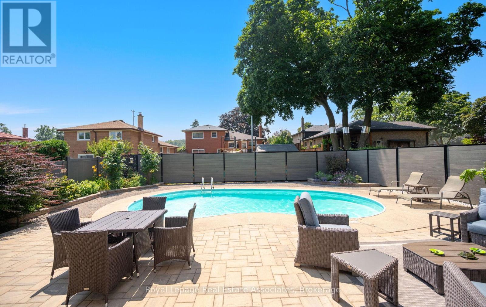 296 Chantenay Drive, Mississauga, Ontario  L5A 1E7 - Photo 38 - W12491702