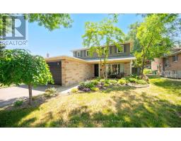296 CHANTENAY DRIVE, Mississauga, Ontario