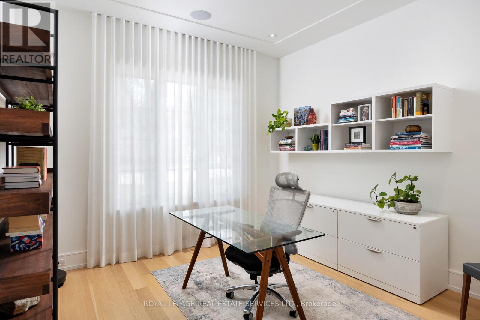 57 Meadowbank Road, Toronto, Ontario  M9B 5C7 - Photo 17 - W12491718