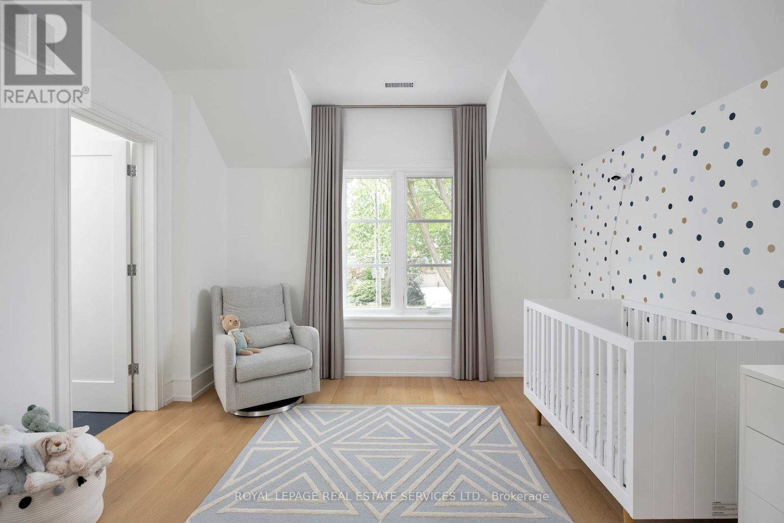 57 Meadowbank Road, Toronto, Ontario  M9B 5C7 - Photo 29 - W12491718