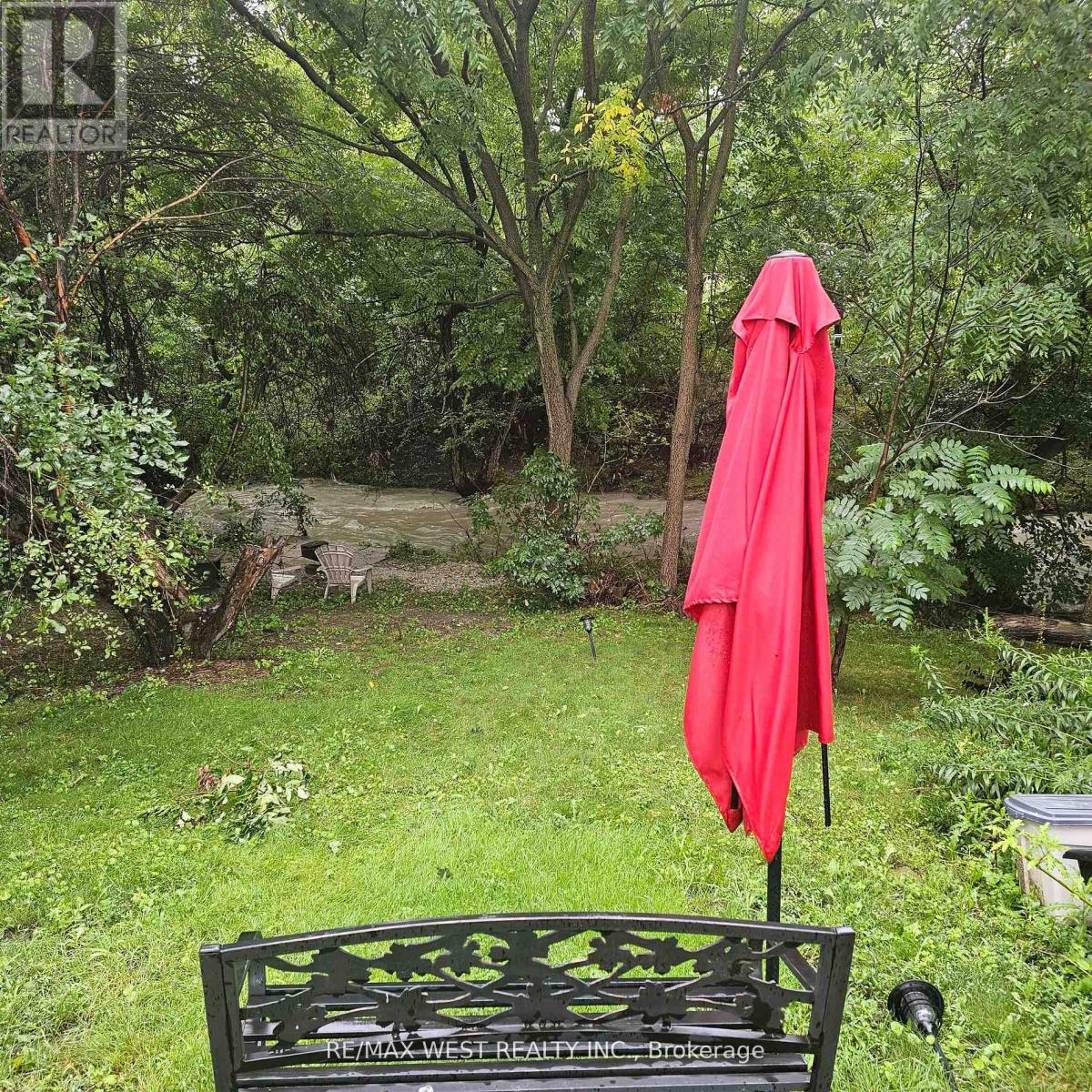 Upper - 51 Monterrey Drive, Toronto, Ontario  M9V 1S9 - Photo 26 - W12491780