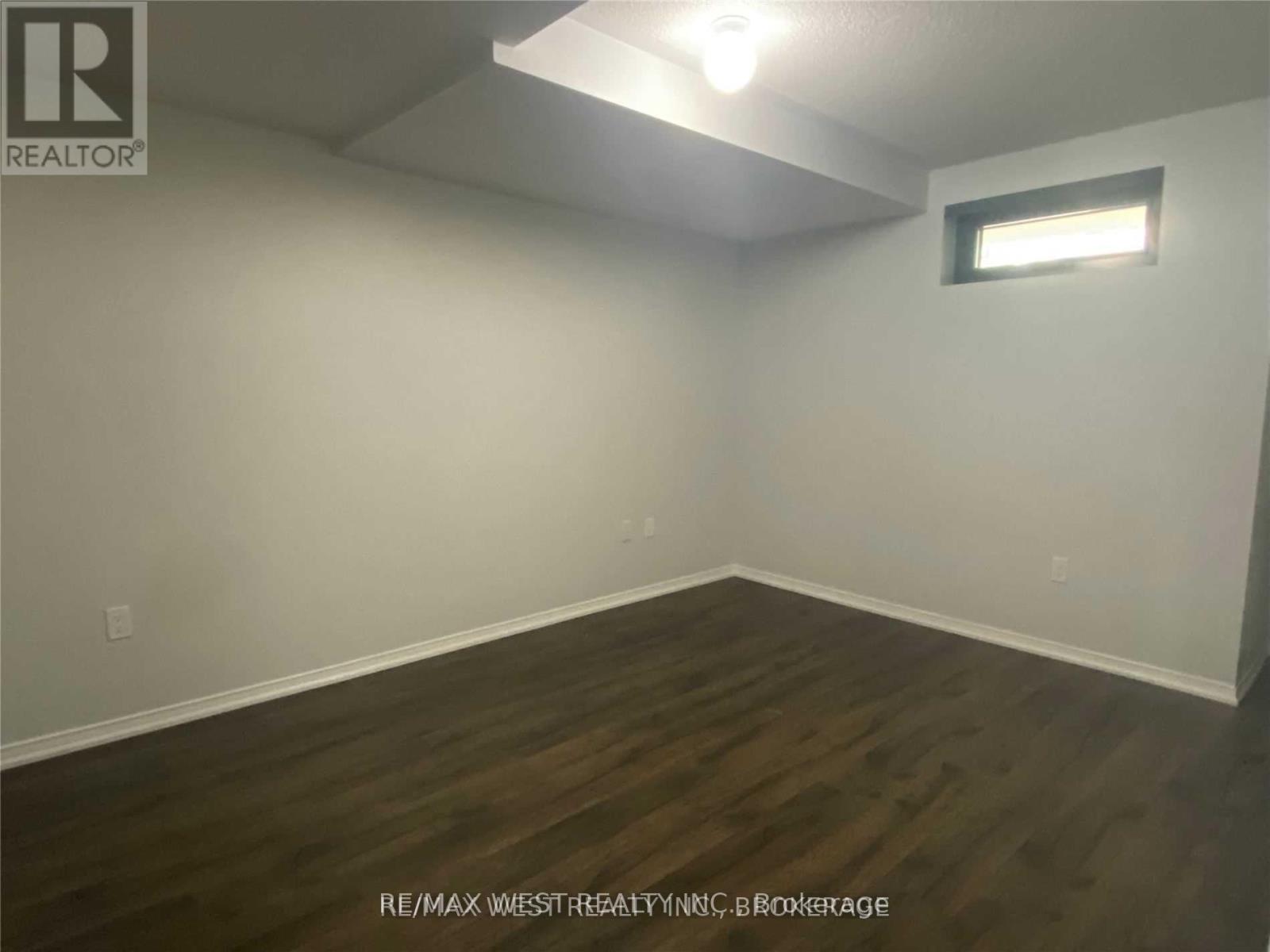 421 - 130 Widdicombe Hill Boulevard, Toronto, Ontario  M9R 4A6 - Photo 10 - W12491792