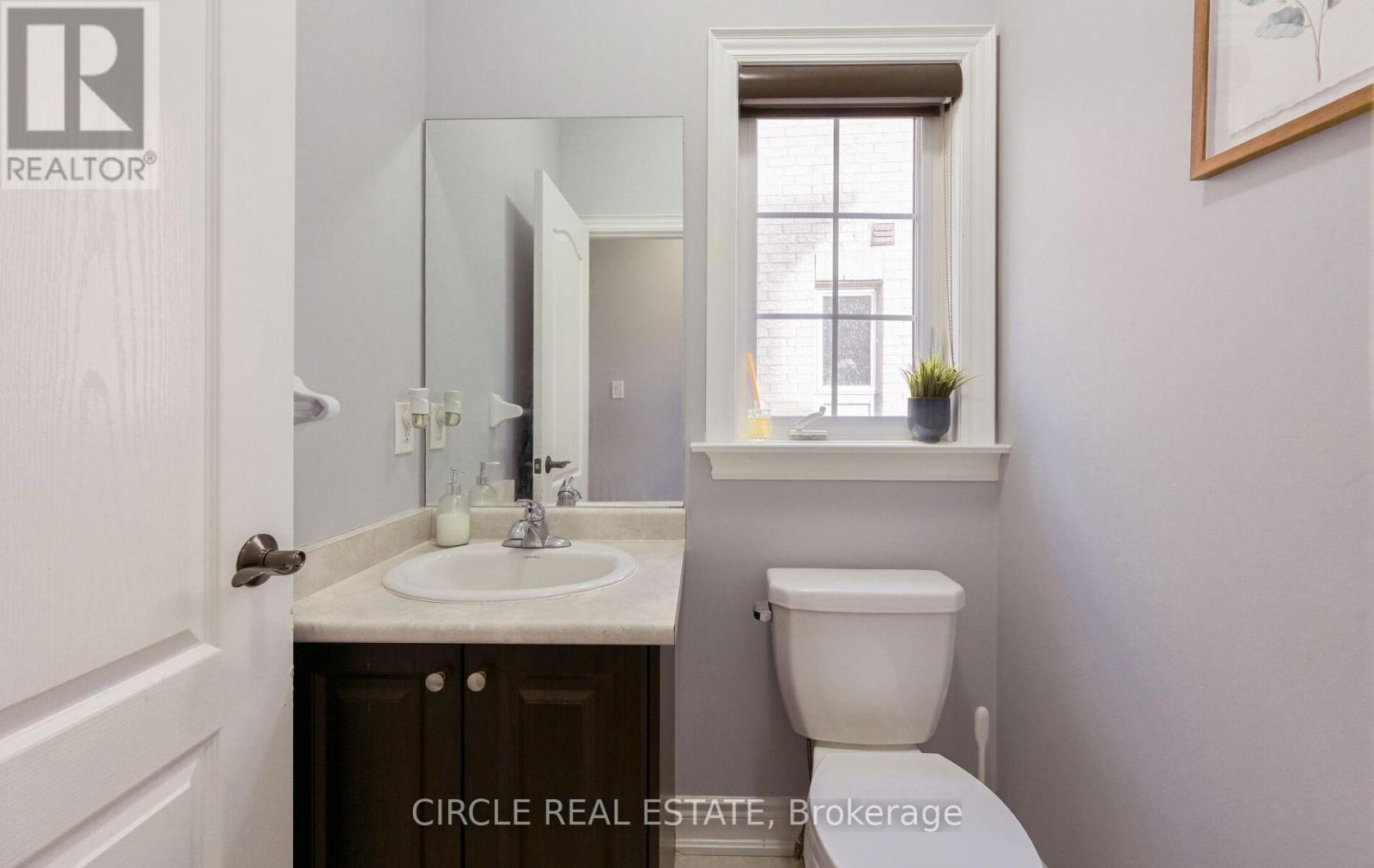 22 Brussels Avenue, Brampton, Ontario  L6Z 0A5 - Photo 12 - W12491806