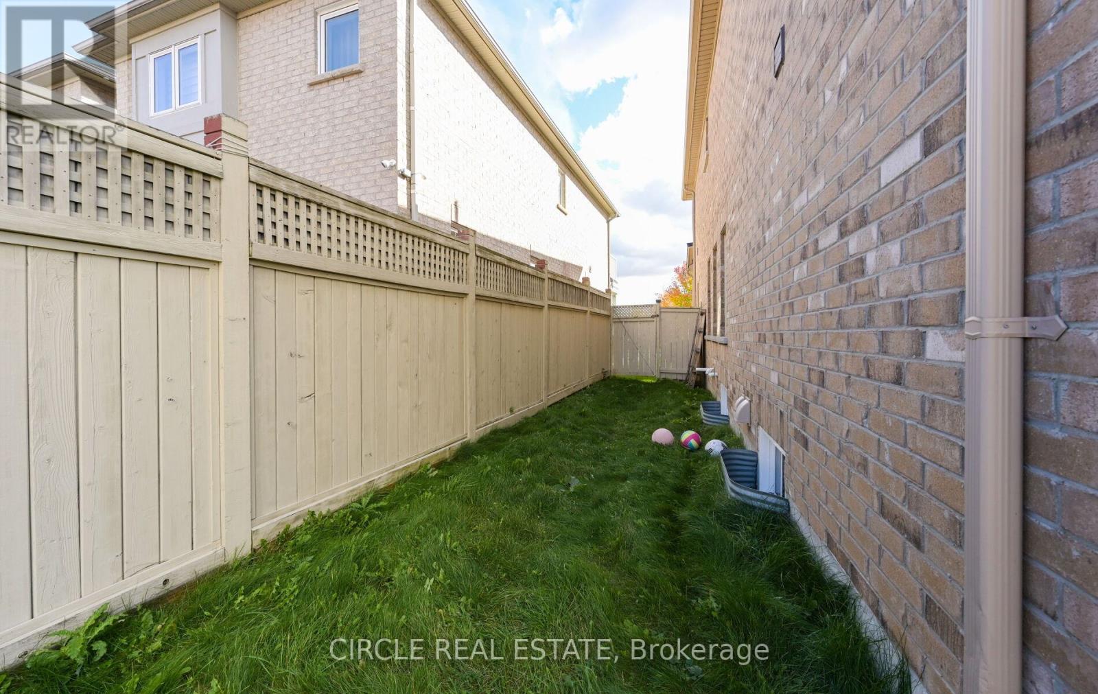 22 Brussels Avenue, Brampton, Ontario  L6Z 0A5 - Photo 42 - W12491806