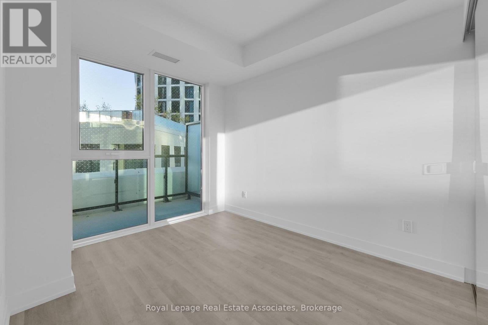 508 - 60 Central Park Roadway, Toronto, Ontario  M9A 0E6 - Photo 17 - W12491840