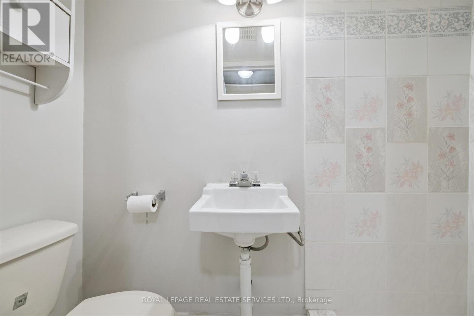 1468 Reeves Gate, Oakville, Ontario  L6M 3H3 - Photo 38 - W12491862