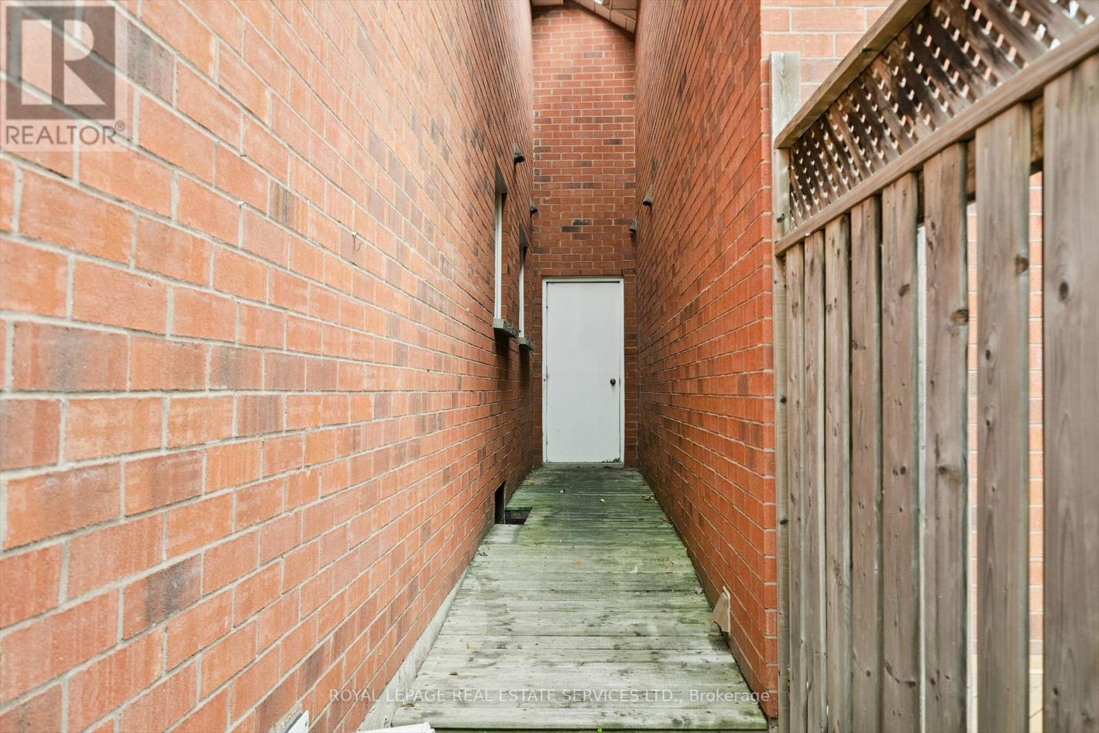 1468 Reeves Gate, Oakville, Ontario  L6M 3H3 - Photo 43 - W12491862